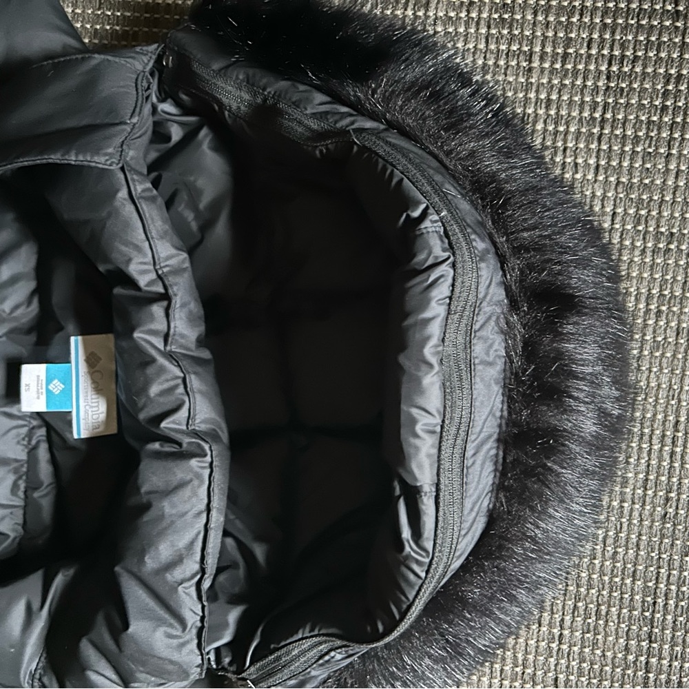 Columbia Winter Jacket - image 3
